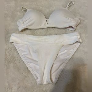 White Bikkini